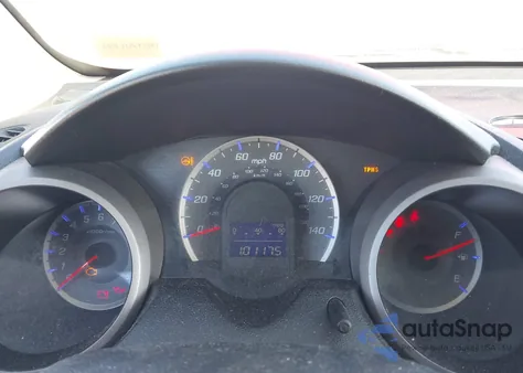 2009 Honda Fit z USA, uszkodzony, nr VIN JHMGE88249S070279